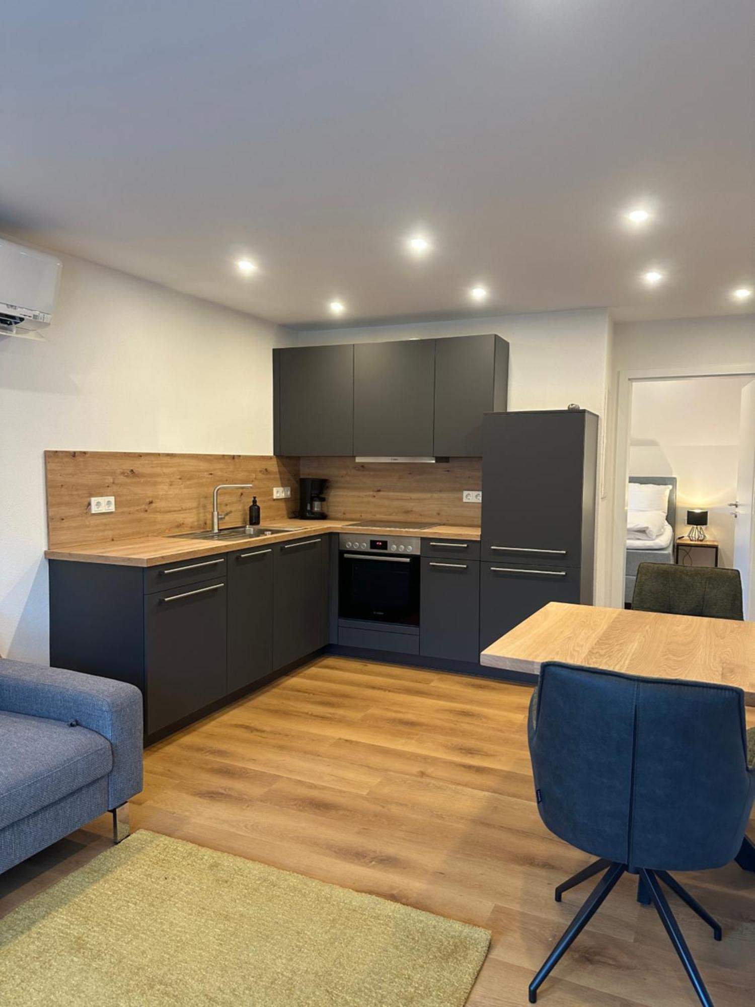 Moselappartements By Weingut Marco Adamy Losnich ภายนอก รูปภาพ